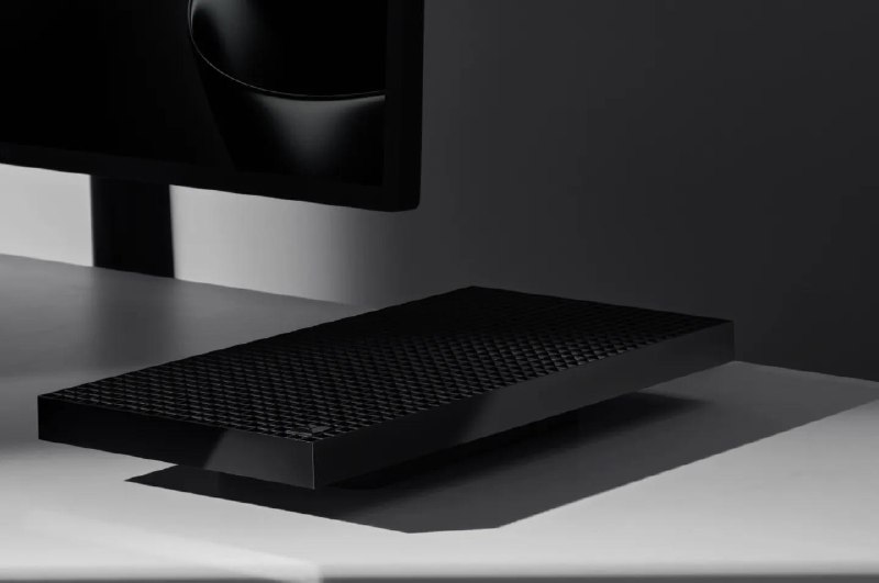 Windows 和 Surface 发布会一览微软正赋予 Copilot 对 Windows 系统和文件更大的控制权借助“混合智能”功能，Copilot 不仅能访问你电脑上的本地文件，还能在整个操作系统中执行各种操作Copilot 将在“未来几个月”内陆续推出由混合智能驱动的功能