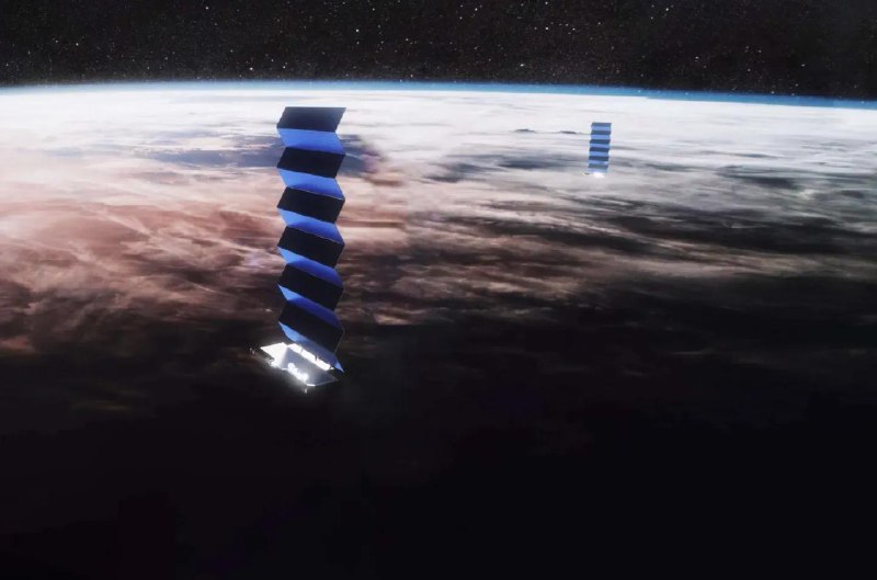SpaceX 将下调 Starlink 卫星的轨道高度以降低碰撞风险目前有逾 9000 颗 Starlink 卫星在近地轨道运行